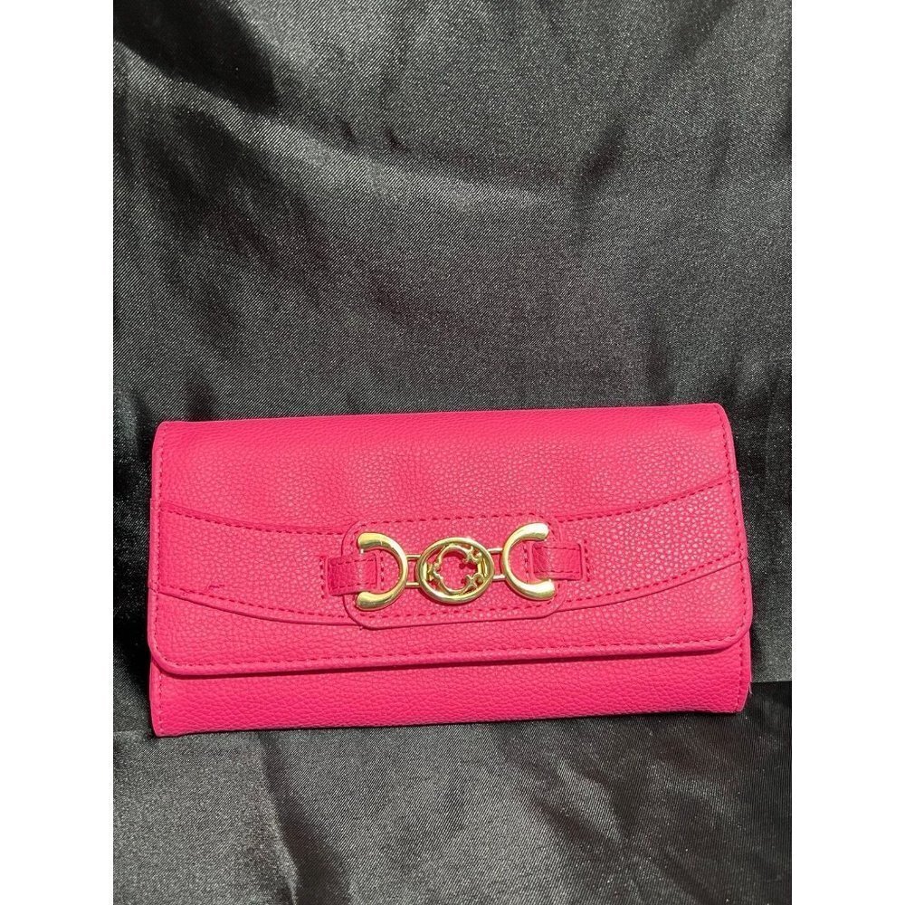 C. Wonder - Women’s Pink Wallet